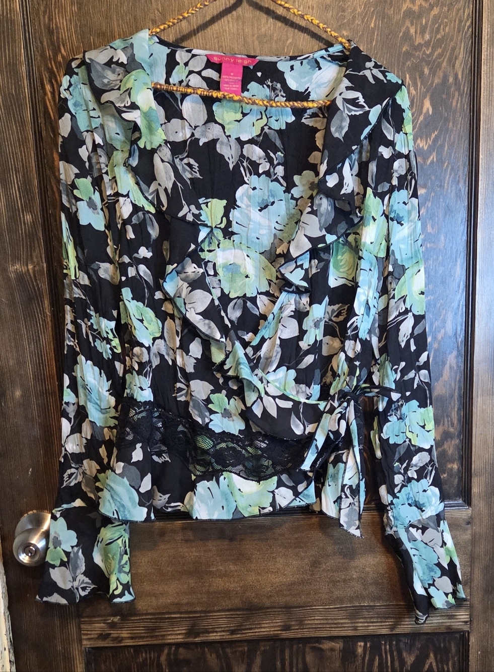 *Vintage*Y2k*Sunny Leigh Black w/ Aqua & Mint Floral Print Wrap Top